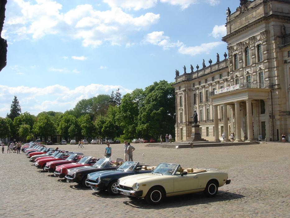 Automotive Oldtimer Fiat 124