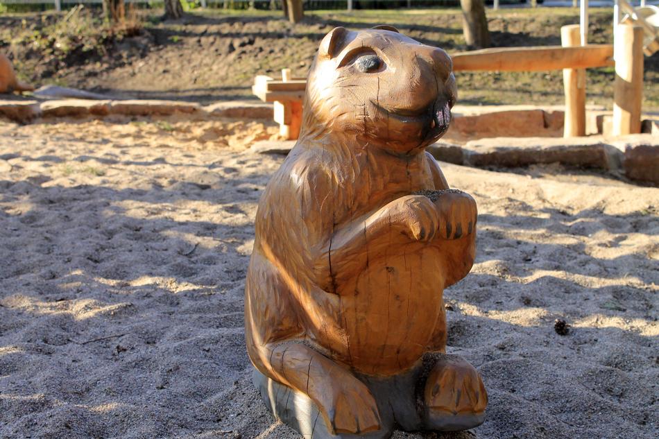 Wooden Beaver Figure