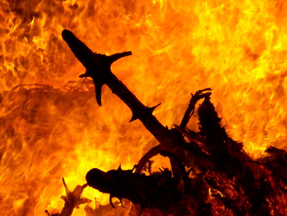 Fire Burn Geiss