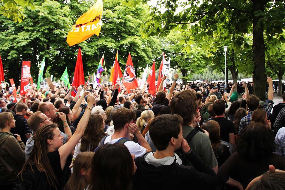 Demonstration Mass Human