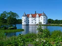 GlÃ¼cksburg Castle