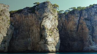 Montagna Spaccara Cliffs