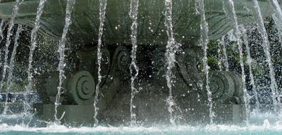 Water Falling Fountain