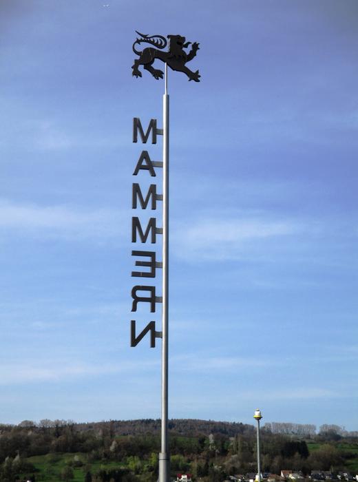 Shipping Pier Caption Mammern Coat