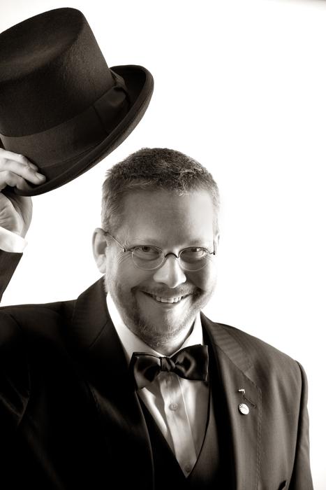 Greeting Cylinder Chapeau