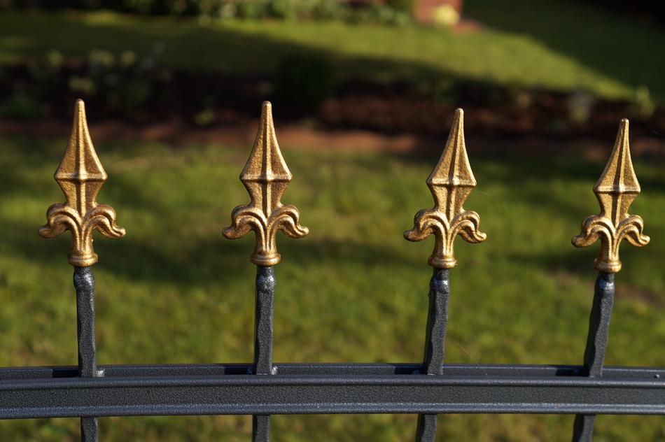 Fence Piles Pointed