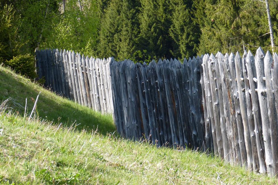 Celts Village Palisade Military