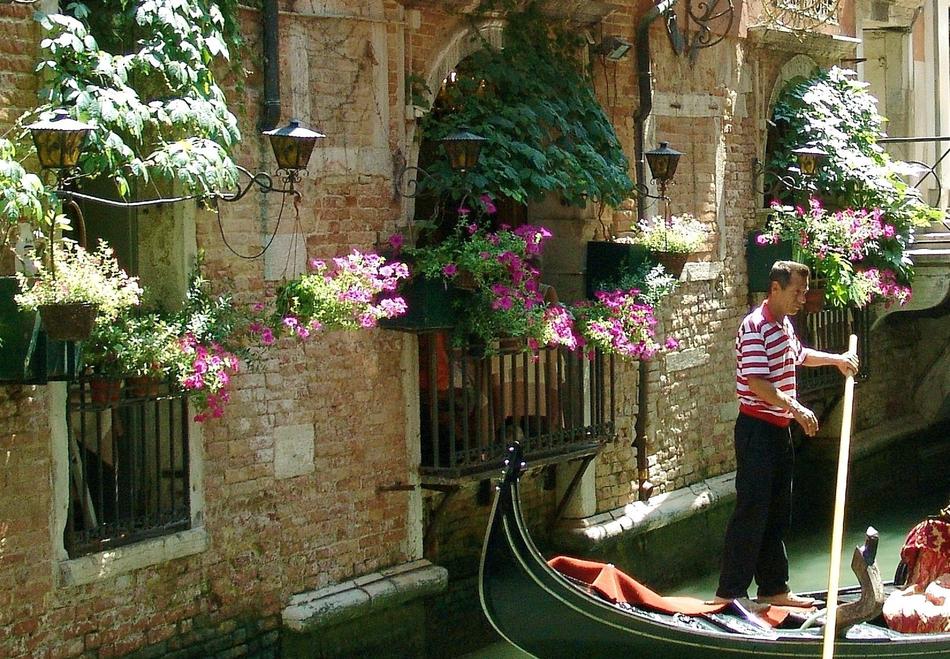 Gondolier Italy Venice