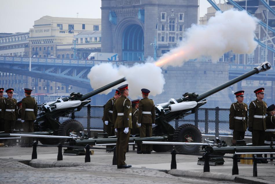Cannons Army Royal
