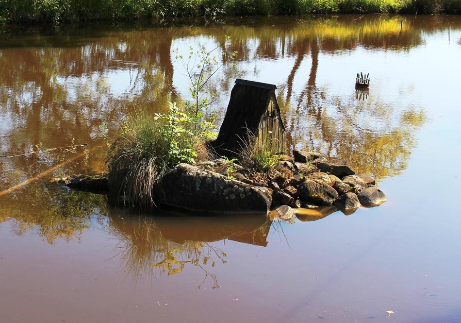 Water Pond Island