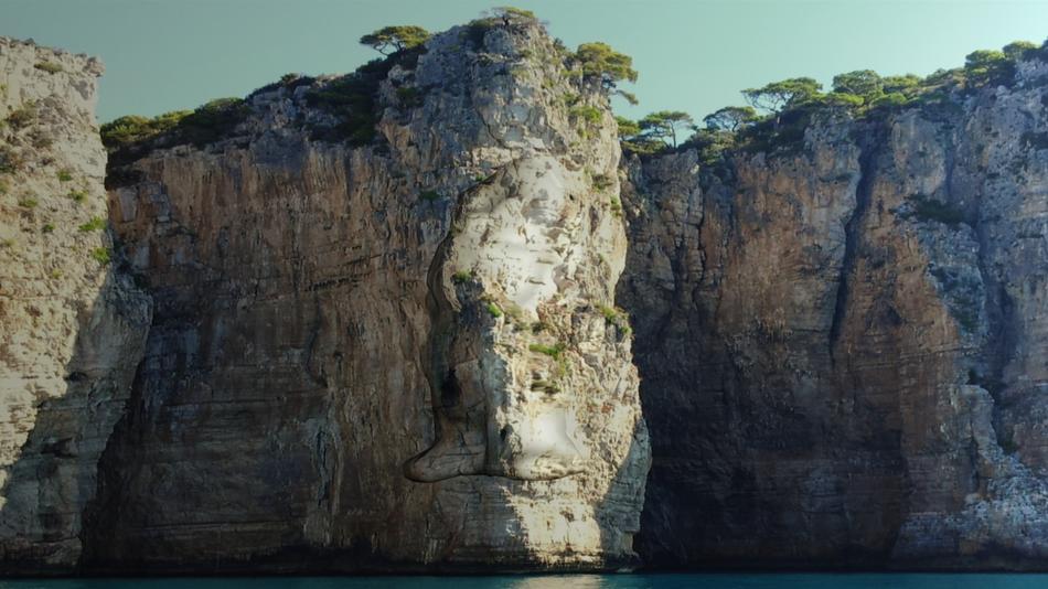 Montagna Spaccara Cliffs