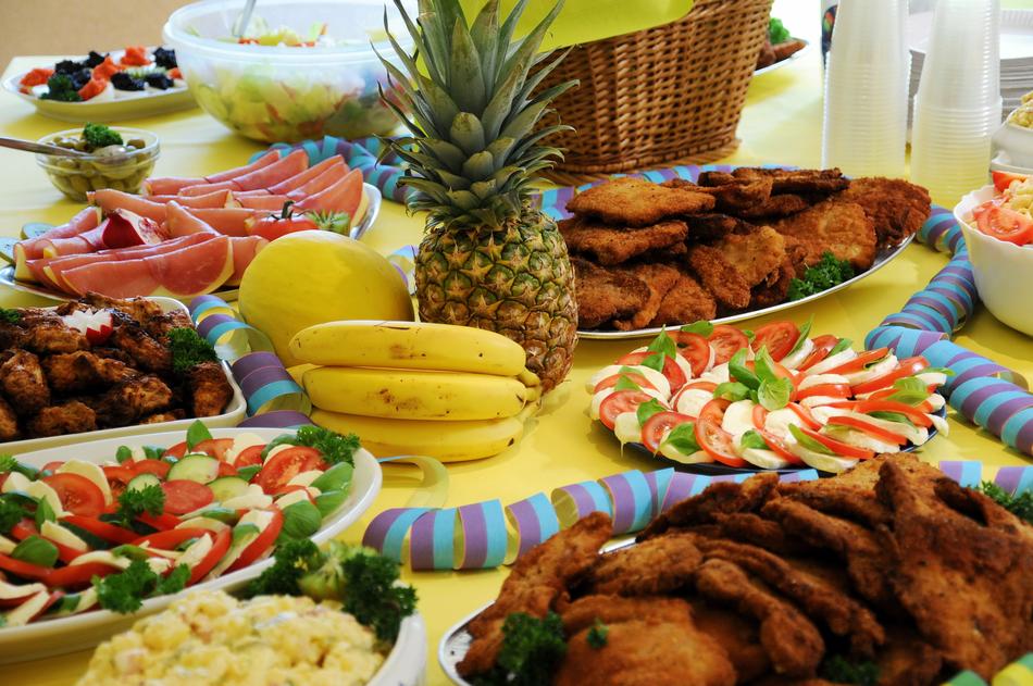 Buffett Pineapple Bananas