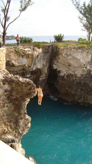 Jamaica Cliff Diver Rugged