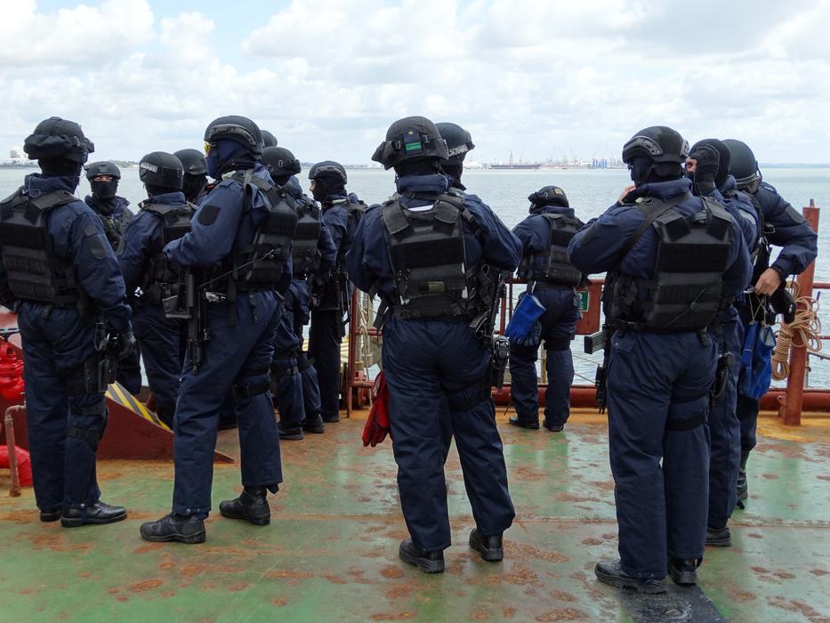 anti-terrorist team on exercises