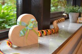 Heart Band Green
