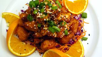 roast meat with lemons
