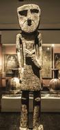 Statue Museum Skinny