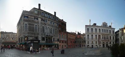 Venice Field Plaza