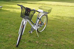 Bicycle Basket White Women