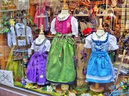 Dirndl Costume Tradition