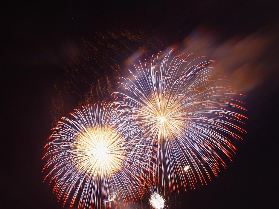 fireShow Sky at night