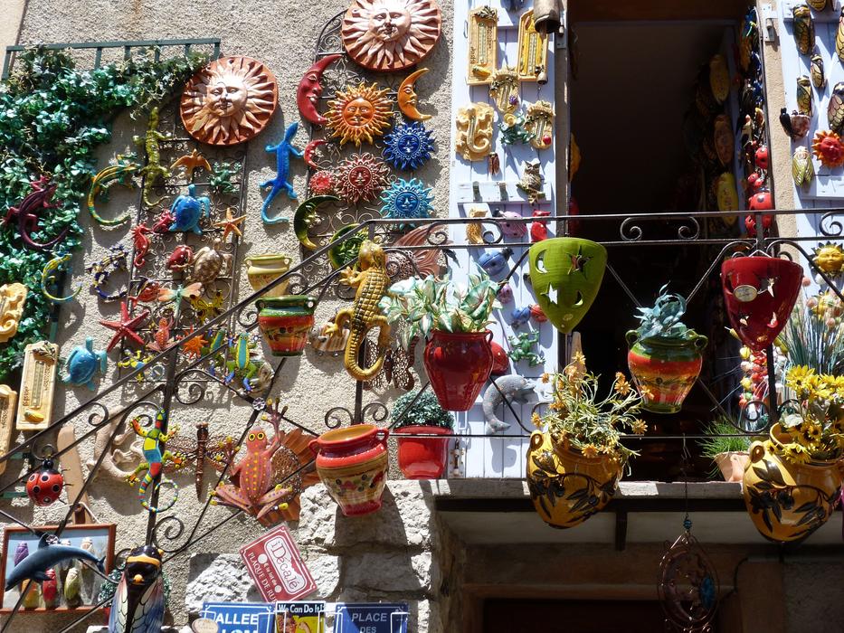 ceramic art in the village
