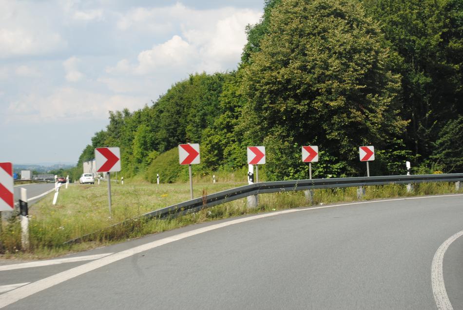 Kurv Motorway Exit Attention