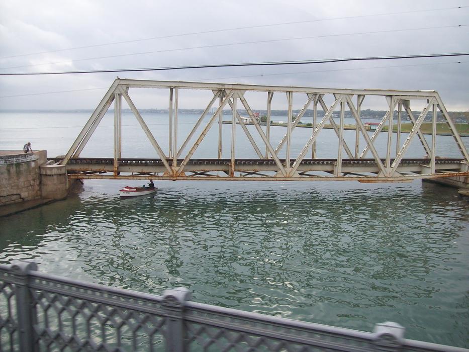 Bridge Fisherman Sea