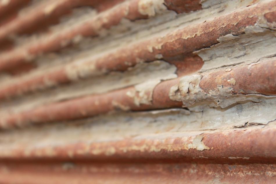Metal Rusted blinds