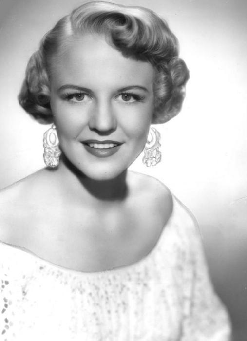 Peggy Lee Singer