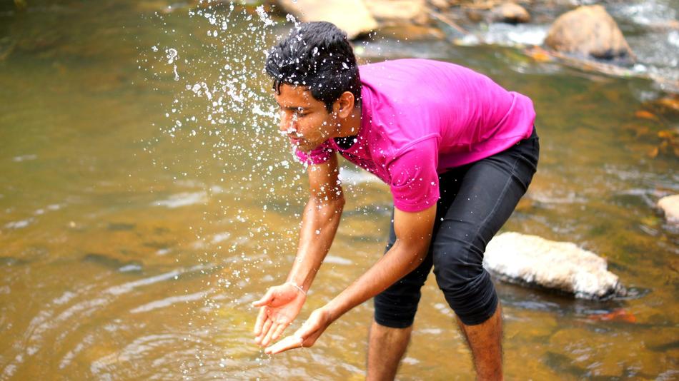 Washing Young Wash