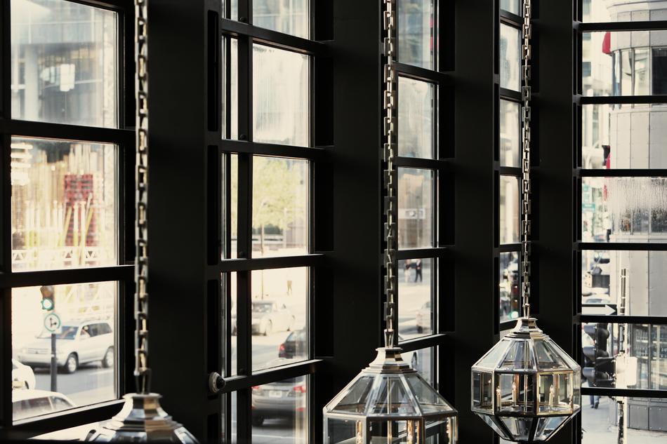 Windows Lamps in cafe in Montreal