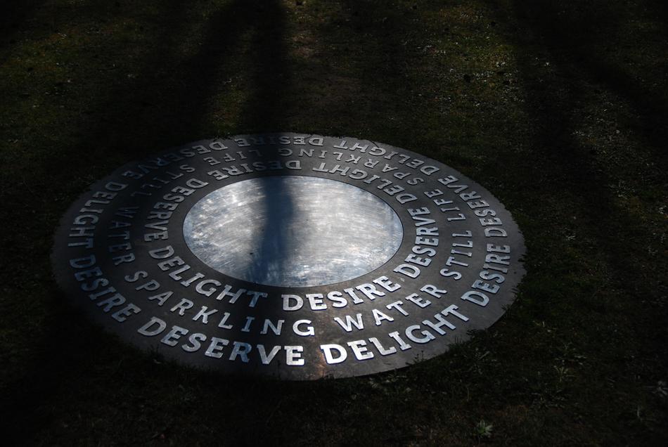 Art Scale Light