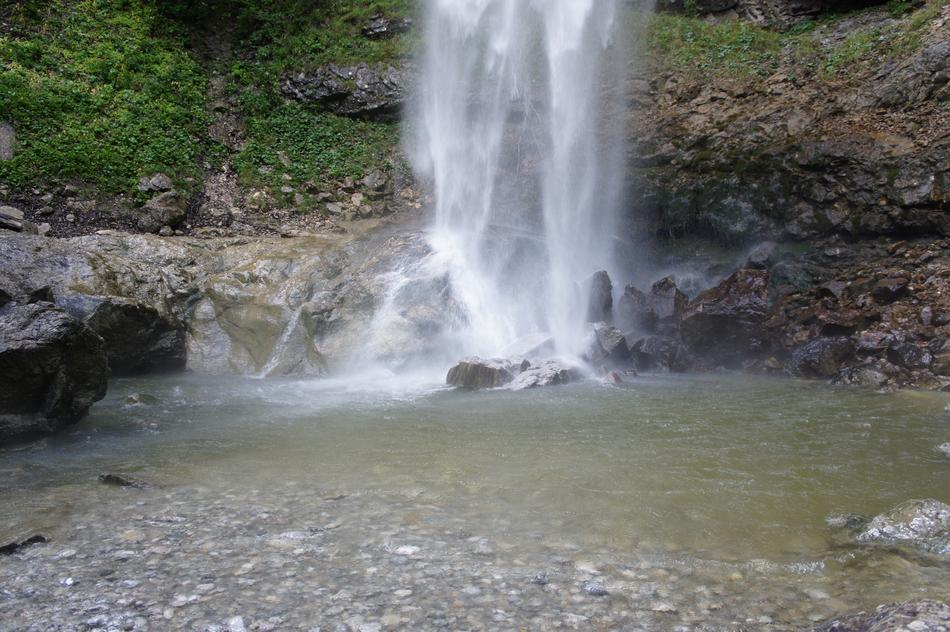 Waterfall Water Basin Inject