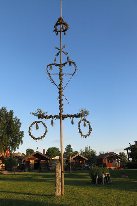 Maypole The Valleys