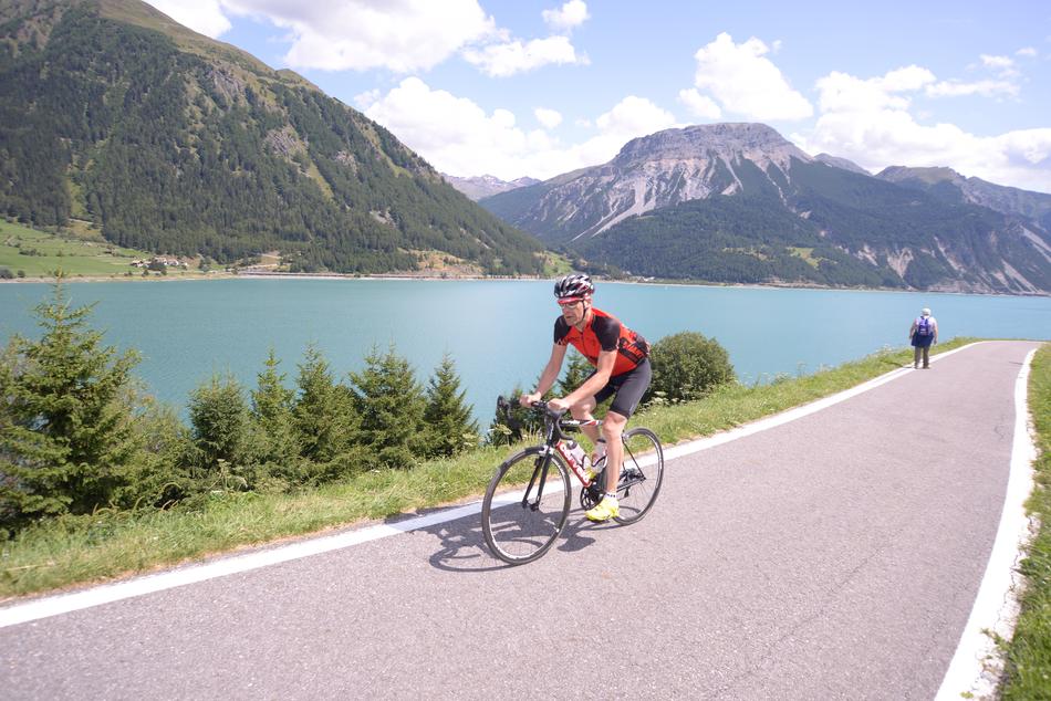 Cycling Lake Val