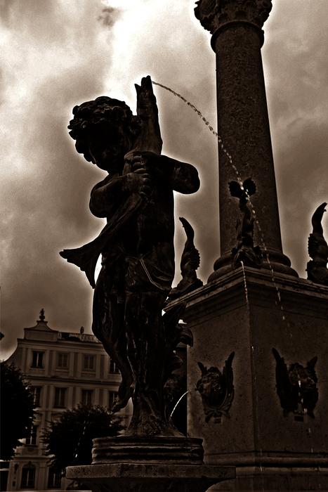 Fountain Cherub Threatening