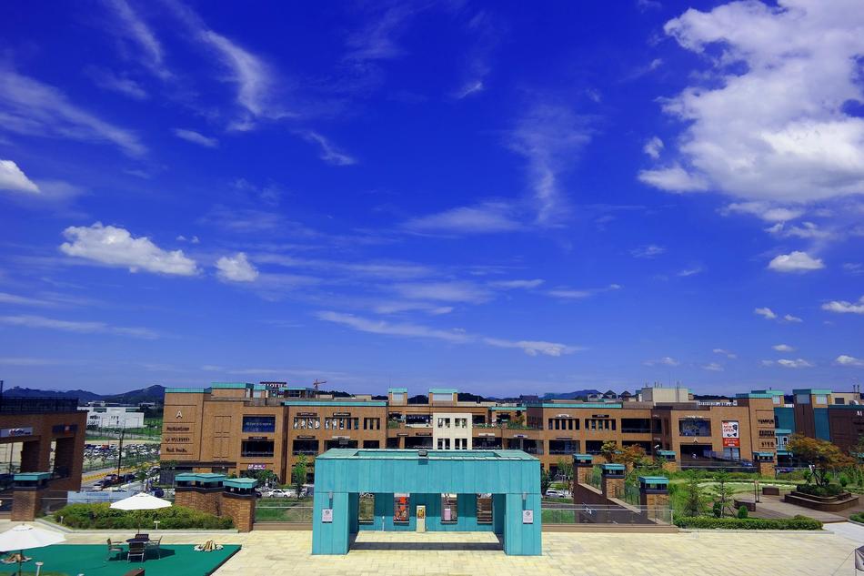 Sky Paju Premium Outlets