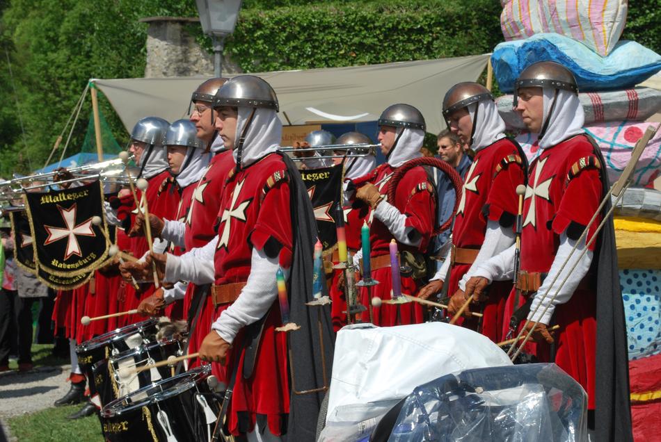 Band Knights Crusades