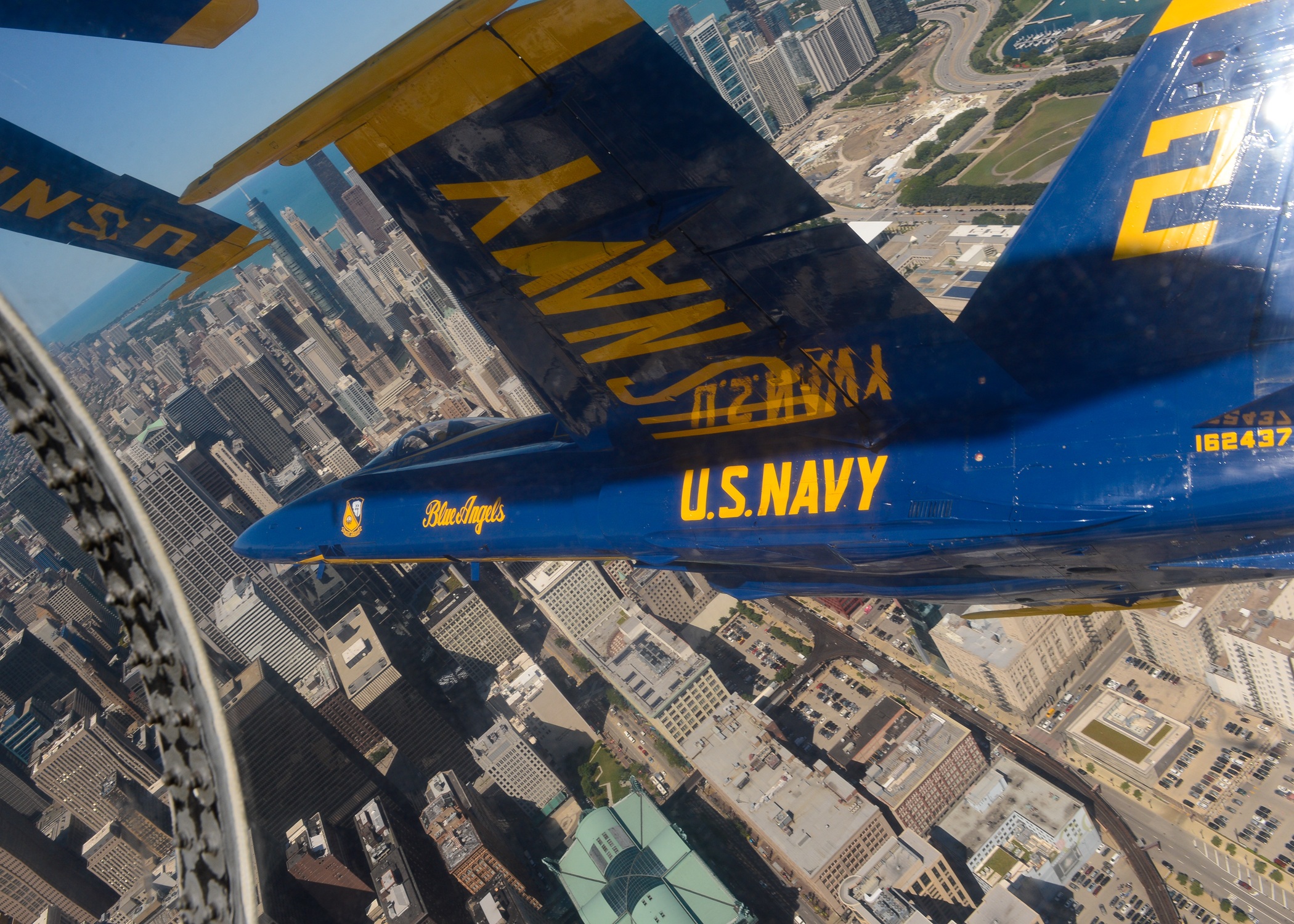 Перелет в америку. Самолеты на которых летали Blue Angels. Картинка ВВС Мадрид. Mavi Jet. Blue Angels Chicago.