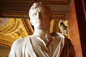 Augusto Roman Emperor Sculpture