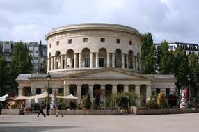 Rotonde Bassin De La Villette