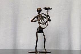 Statue Garnish Table Ornament