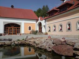 Vierseitenhof Farm building