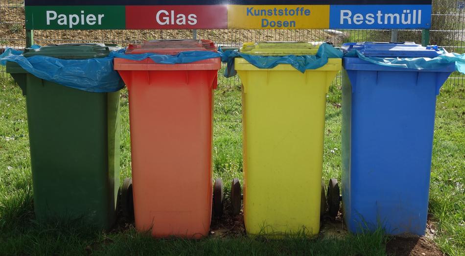 Waste Separation Mülltonnen