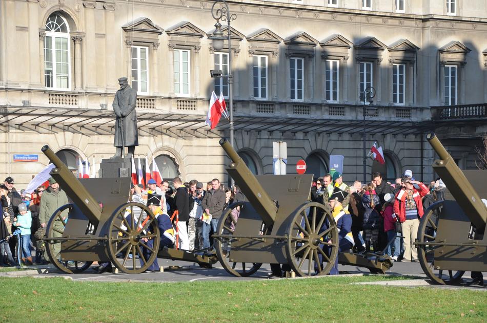 Warsaw Pilsudski Square