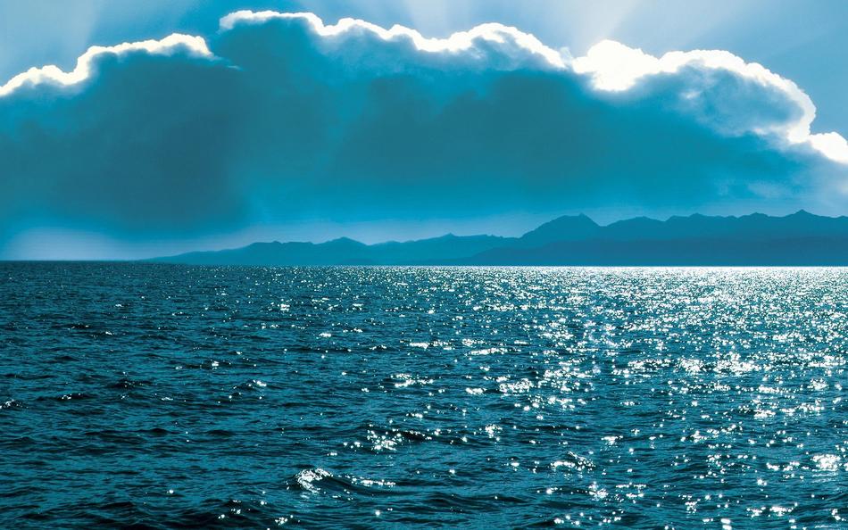 The Sea Clouds