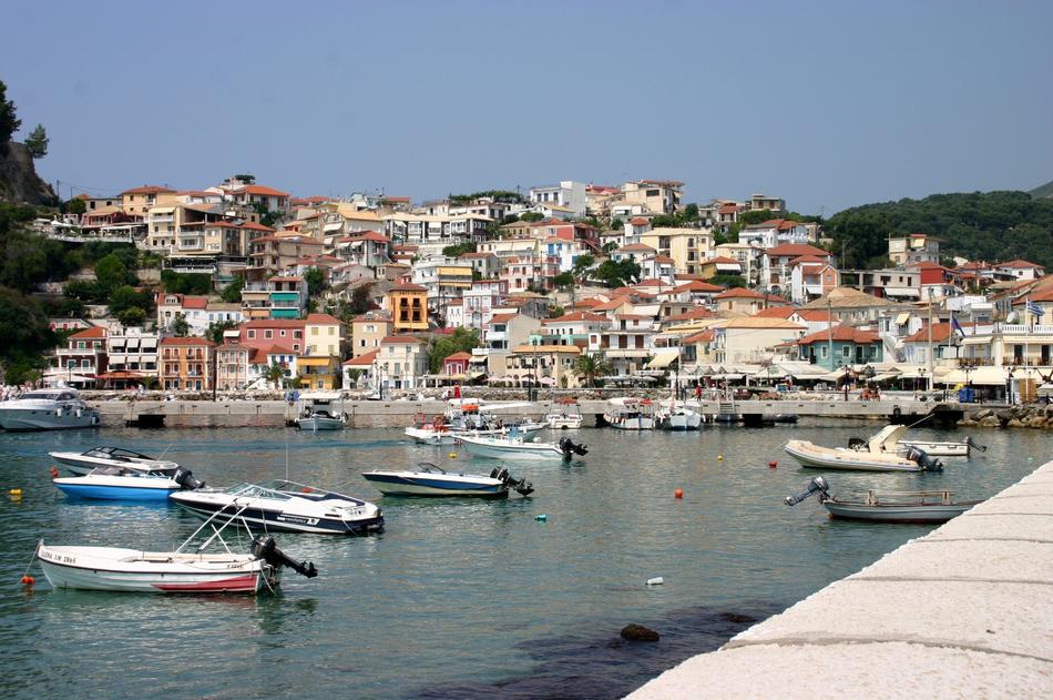 Port Lefkas