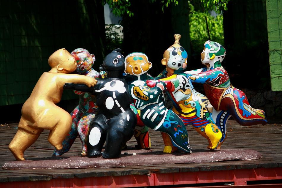 Kids Sculpture Color