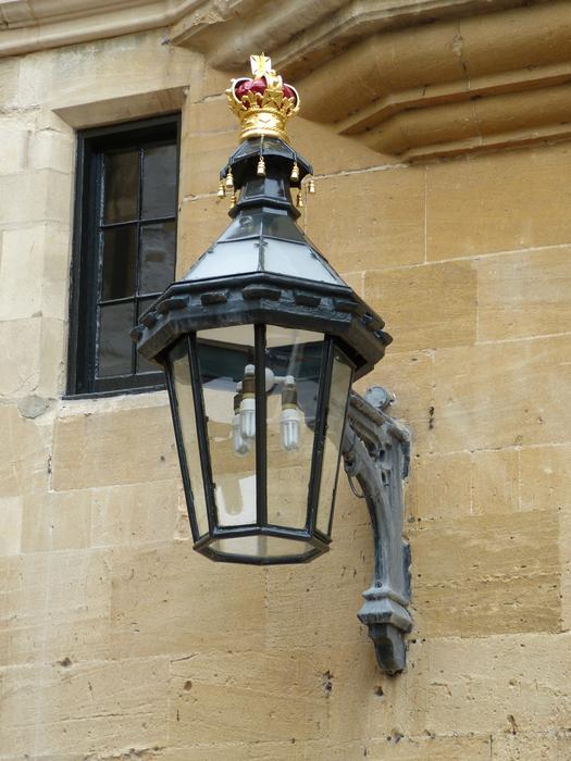 Lamp Lantern Crown Middle